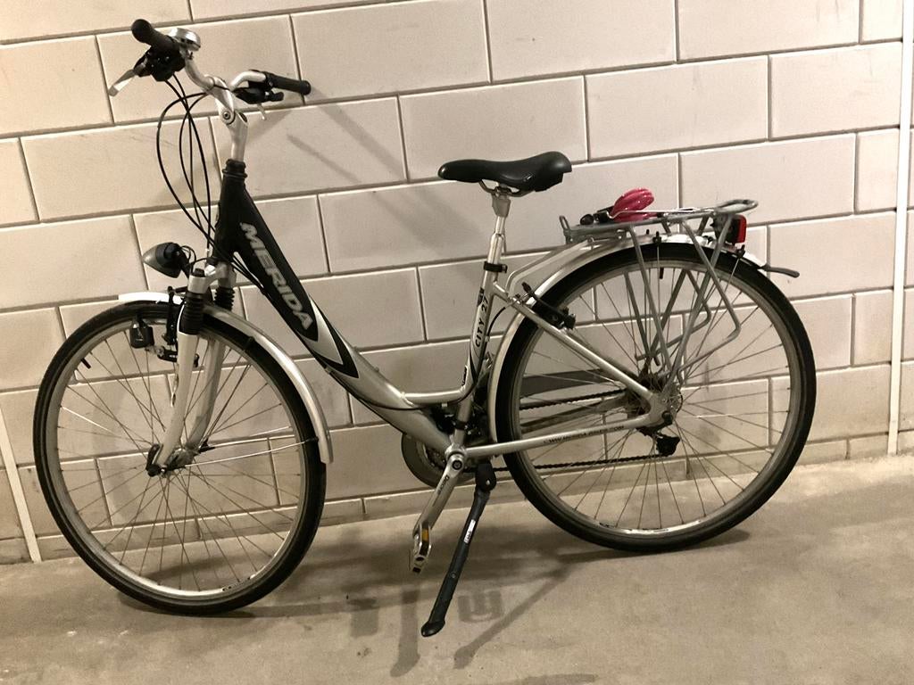 Damesfiets 28 inch, Fietsen en Brommers, Fietsen | Dames | Damesfietsen, Gebruikt, 47 tot 50 cm, Versnellingen, Ophalen