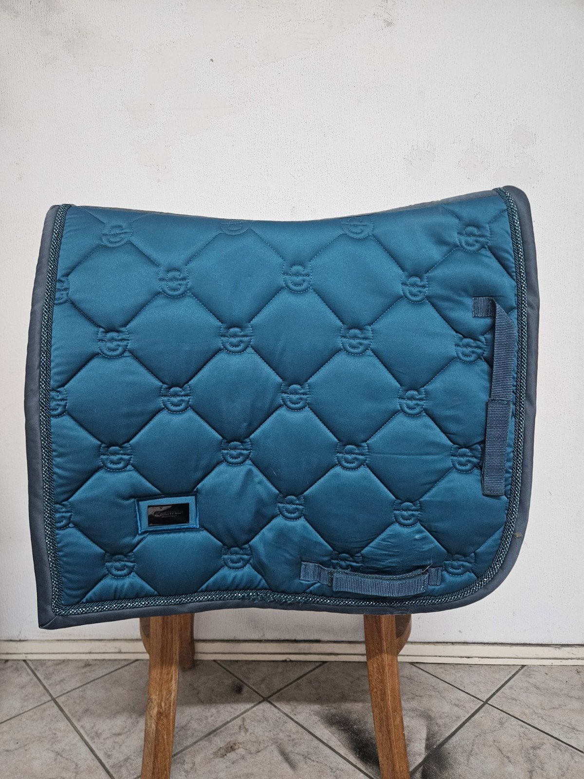 equestrian stockholm teal blue, Dieren en Toebehoren, Ophalen of Verzenden, Zo goed als nieuw, Dressuurdekje