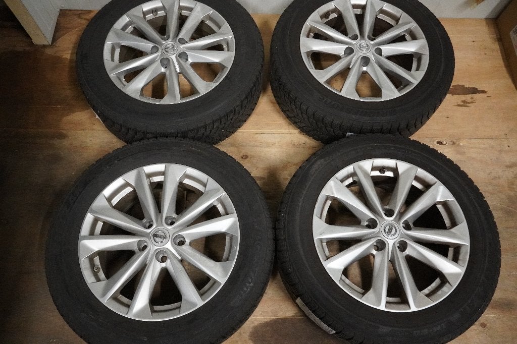 Nette Nissan 17 inch lichtmetalen velgen Bridgestone winterb, Ophalen, 215 mm, Kalkovens 13, Info@vakgaragekamstra.nl