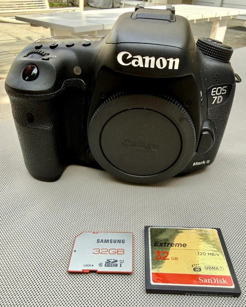 Canon EOS 7D mark2 markII mk2 mkII met batterygrip, Ophalen, Spiegelreflex, Bluetooth, Canon