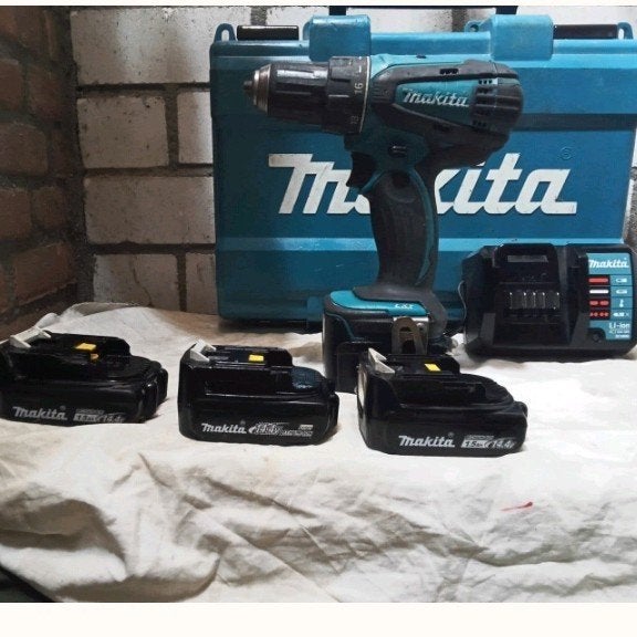 Makita Boormachine met 3 Accu's en Koffer, Ophalen of Verzenden, Gebruikt, Boormachine