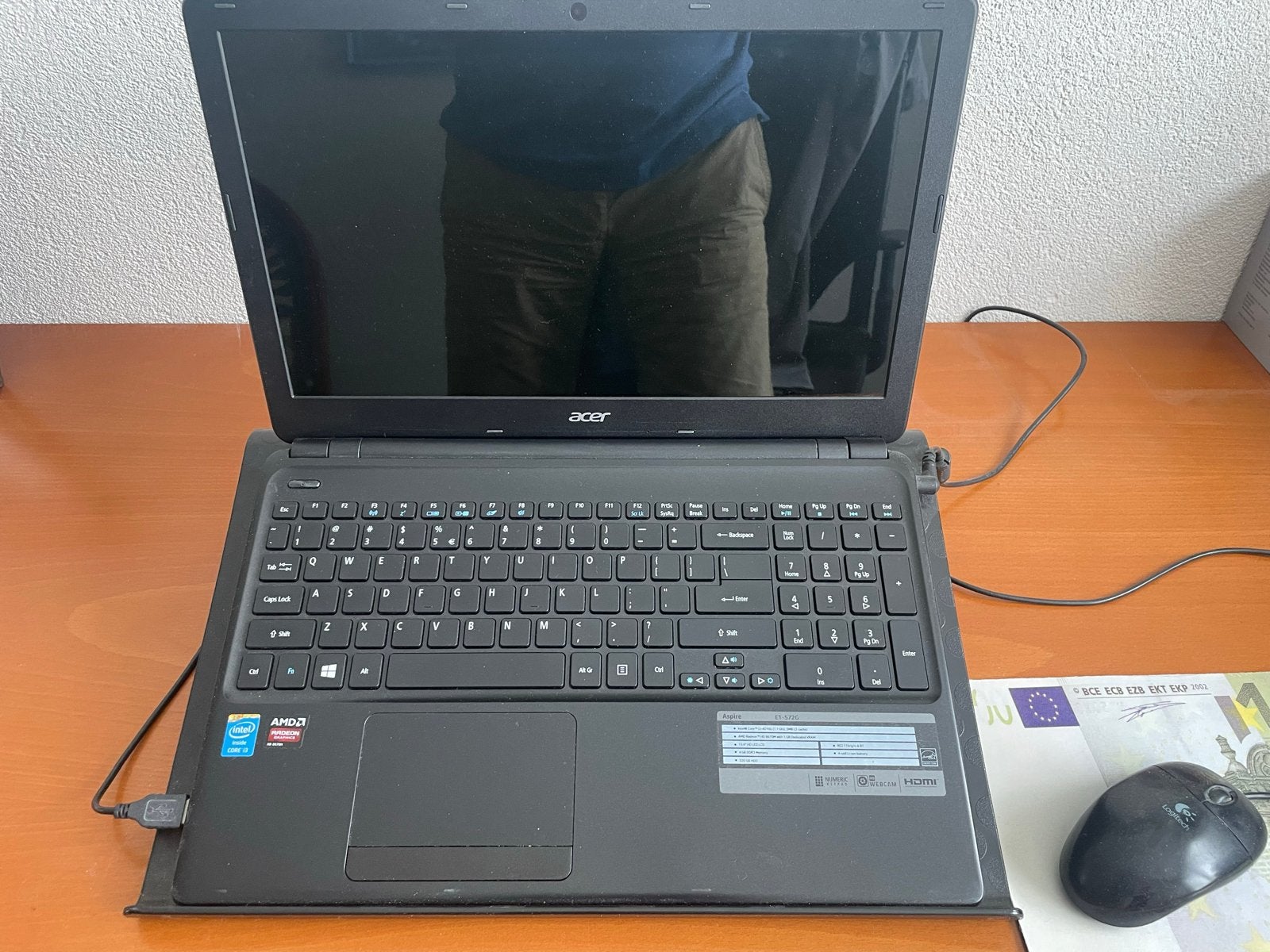 Acer Aspire E1-572G Laptop, met muis, standaard en adapter, Gebruikt, Minder dan 2 Ghz, Ophalen of Verzenden, 4 GB