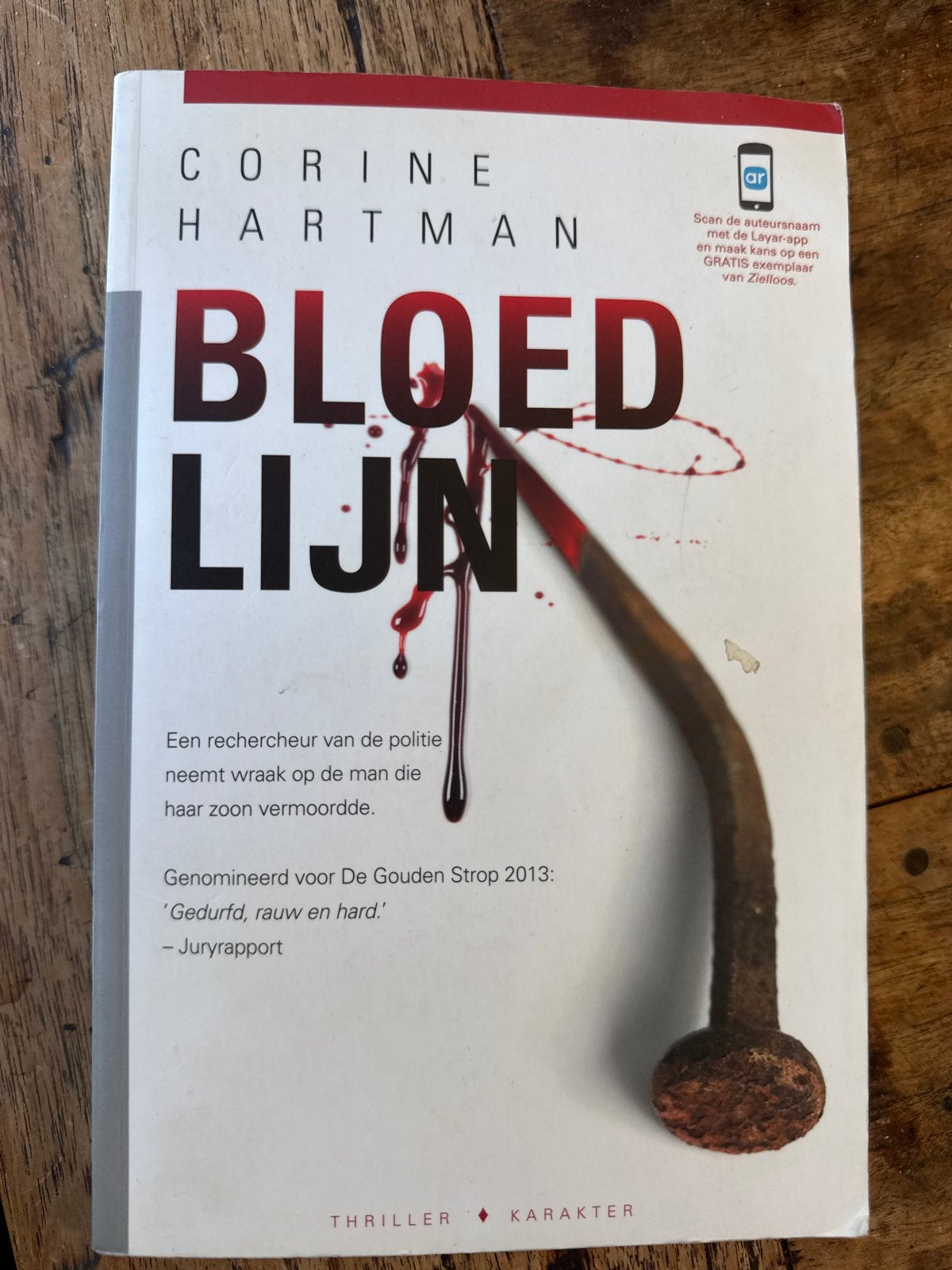 Bloedlijn - Corine Hartman (Thriller), Ophalen of Verzenden, Zo goed als nieuw, Nederland