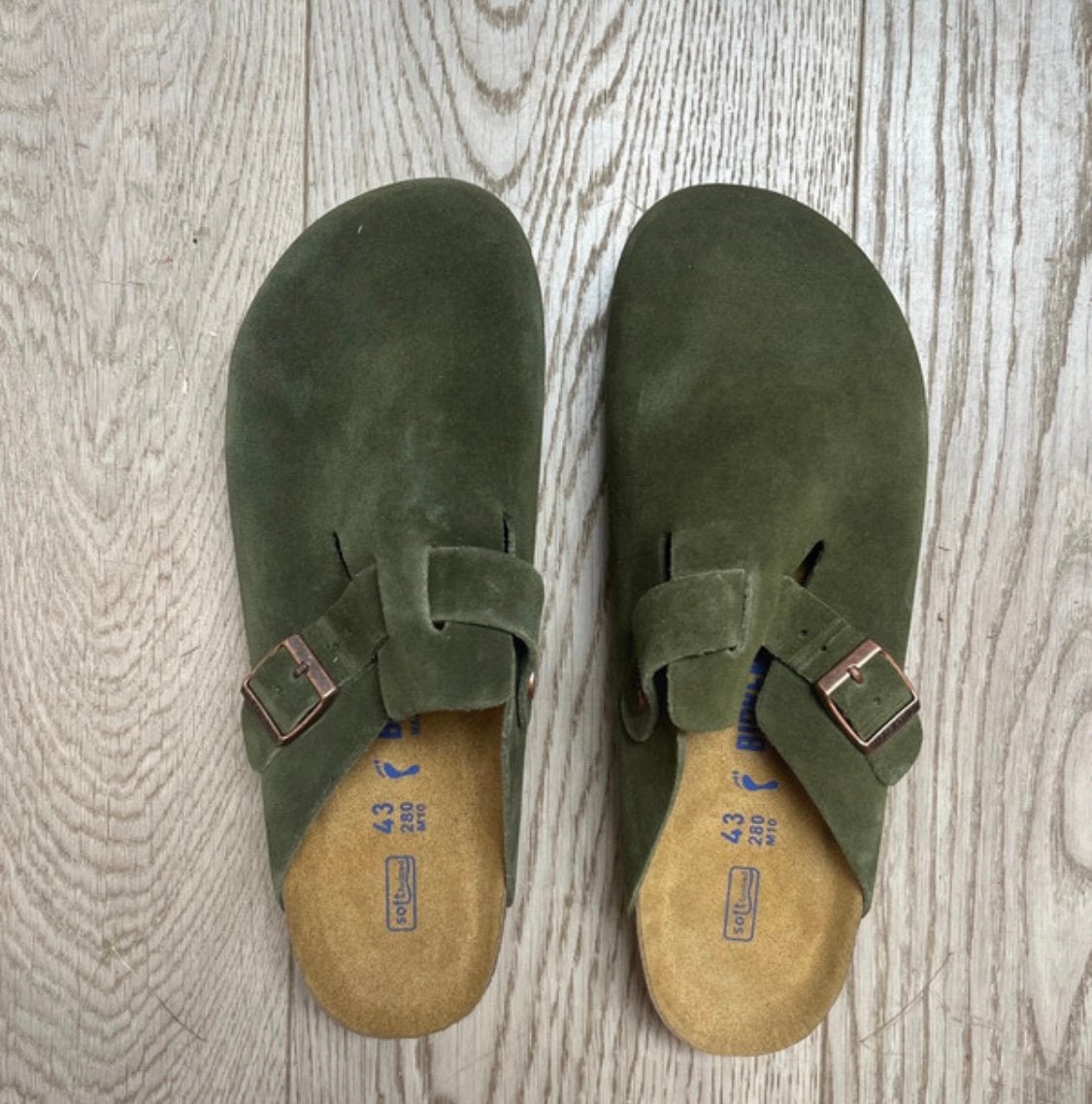 Birkenstock boston army green, Ophalen of Verzenden, Zo goed als nieuw, Overige kleuren