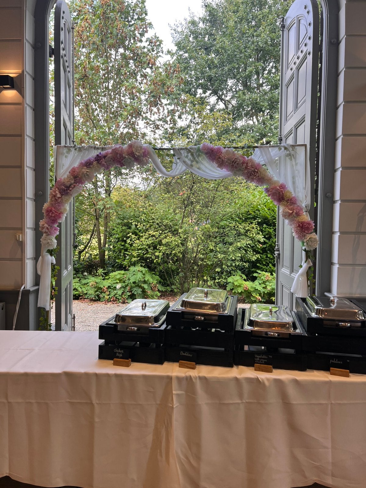 Trouwen Boog 3m Wedding Arch + decorations, Hobby en Vrije tijd, Ophalen, Gebruikt, Feestartikel, Geboorte of Huwelijk