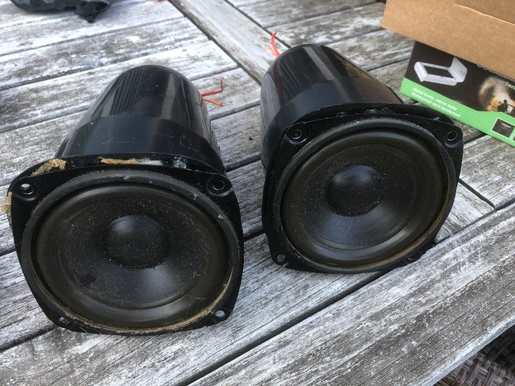 Te Koop: Setje Visaton W100 luidsprekers., Ophalen of Verzenden, Zo goed als nieuw, Minder dan 60 watt, Overige merken