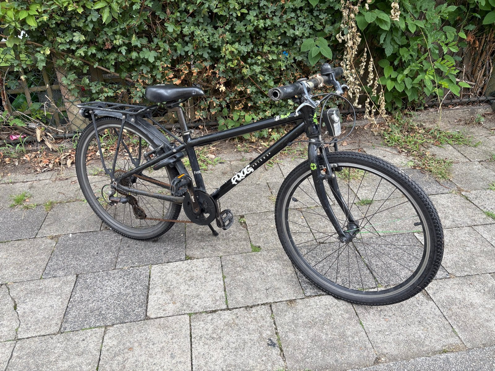 Frog Bikes kinderfiets maat 62,  24 inch - Zwart, Fietsen en Brommers, Ophalen, Gebruikt, 20 inch of meer