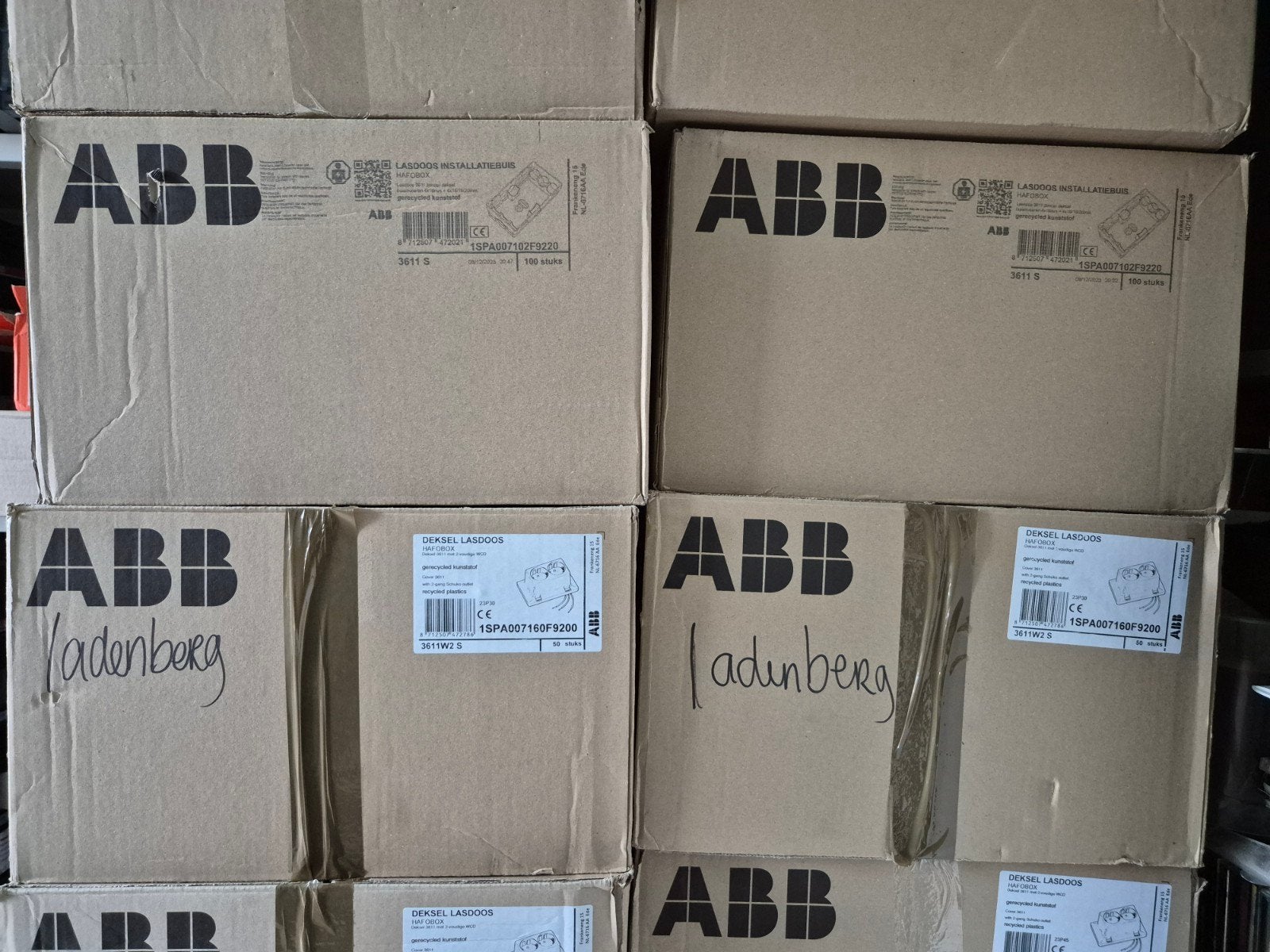 ABB 3611 Dubbel Stopcontact en Lasdozen - Nieuw 25%korting, Abb, Nieuw, Ophalen of Verzenden, Stopcontact