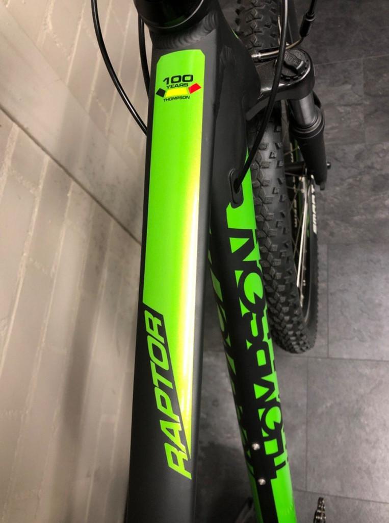 Thompson Raptor 26" nieuwprijs € 649 Heren Zwart-groen 53c, Overige merken, -, - 0
-, NL, Nieuw