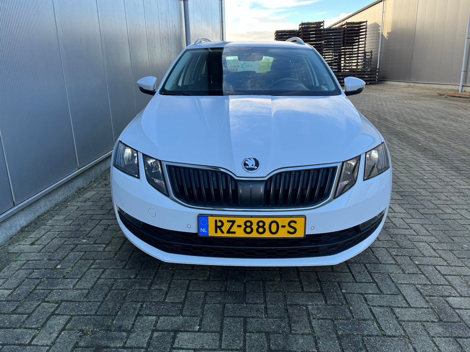 Skoda Octavia 1.6 TDI Greentech 115pk Dsg-7 2017 Wit, Auto's, Skoda, Stof, 4 cilinders, Wit, Stationwagon