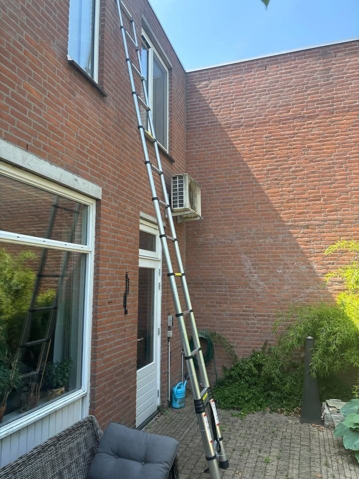 Teleschopische ladder, Ophalen, Zo goed als nieuw, Ladder, Opvouwbaar of Inschuifbaar