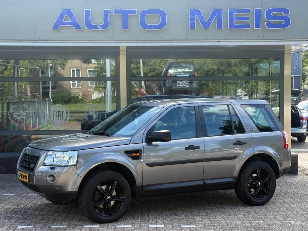 Land rover FREELANDER 3.2 I6 HSE Automaat Leer Navi (koppakk, Auto's, Automaat, Parkeersensor, Gebruikt, 2000 kg