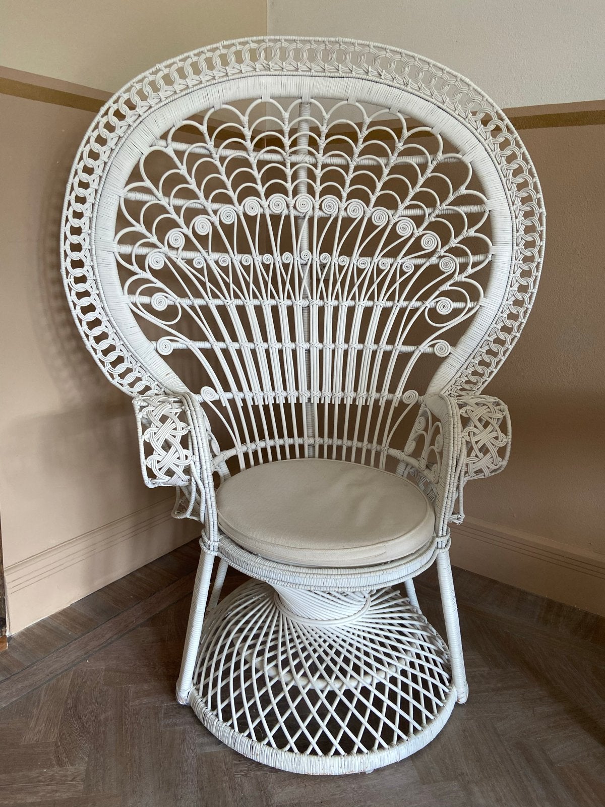 Vintage Rotan Pauwenstoel - Peacock chair, Huis en Inrichting, Stoelen, Gebruikt, Wit, Riet of Rotan, Ophalen of Verzenden