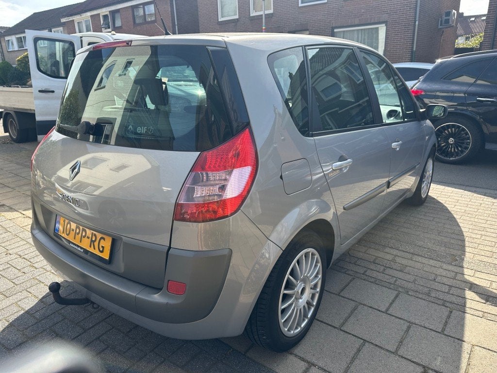 Renault SCENIC 1.6-16V PRIV. COMF., Auto's, Voorwielaandrijving, Gebruikt, 4 cilinders, Met garantie (alle)