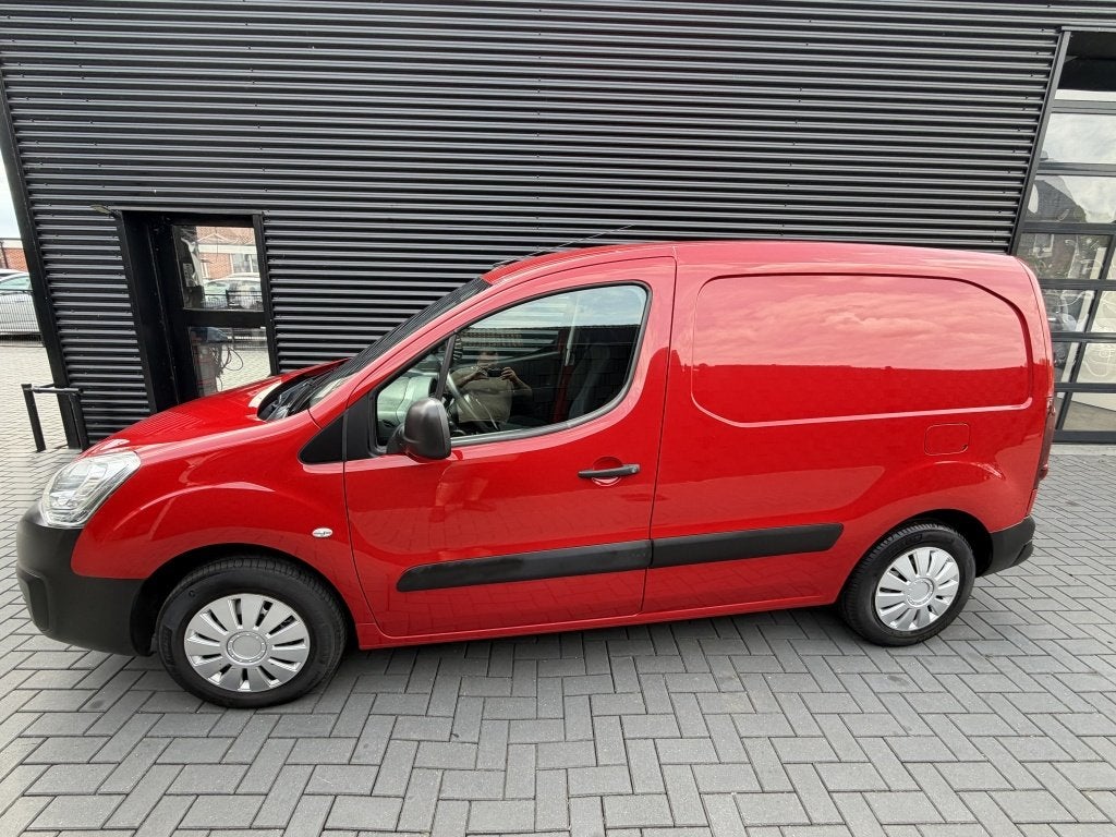 Citroën Berlingo 1.6 BlueHDI 120 Club| 2016| ROOD| 6-BAK| A, Stof, Gebruikt, Euro 6, 4 cilinders