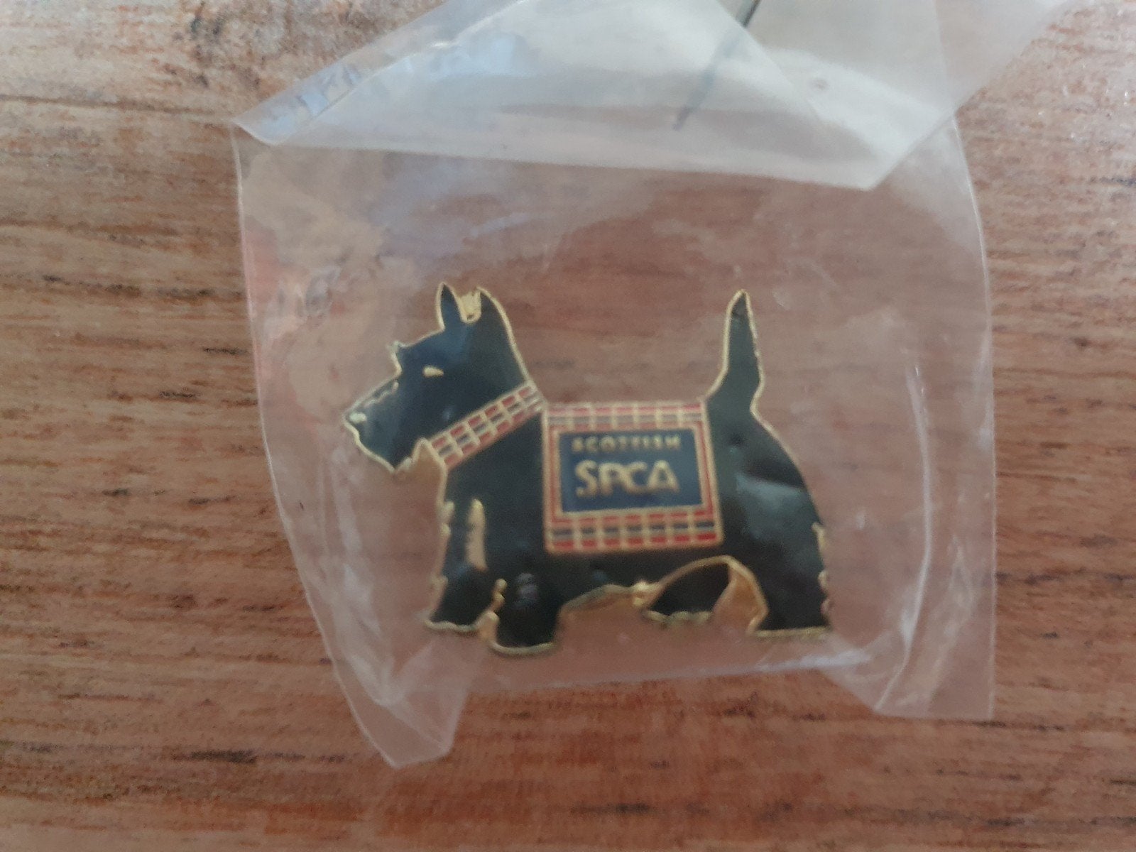 Nieuw leuke Schotse Terrïer hond pin!, Ophalen of Verzenden, Nieuw, Minder dan 4 cm