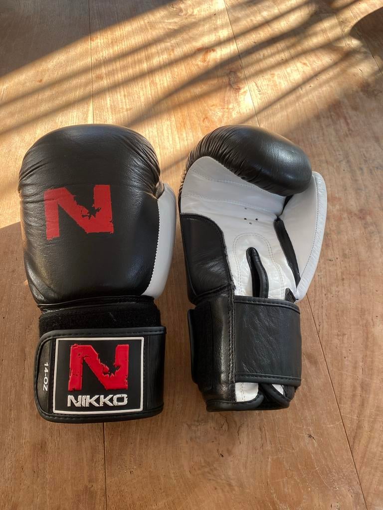 Nikko Bokshandschoenen - Zwart/Wit (14 OZ), Ophalen of Verzenden, Gebruikt, Bokshandschoenen