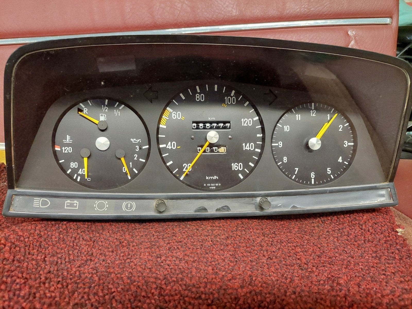 Tellerbak W123 cockpit 200D, Ophalen, Gebruikt, Mercedes-Benz
