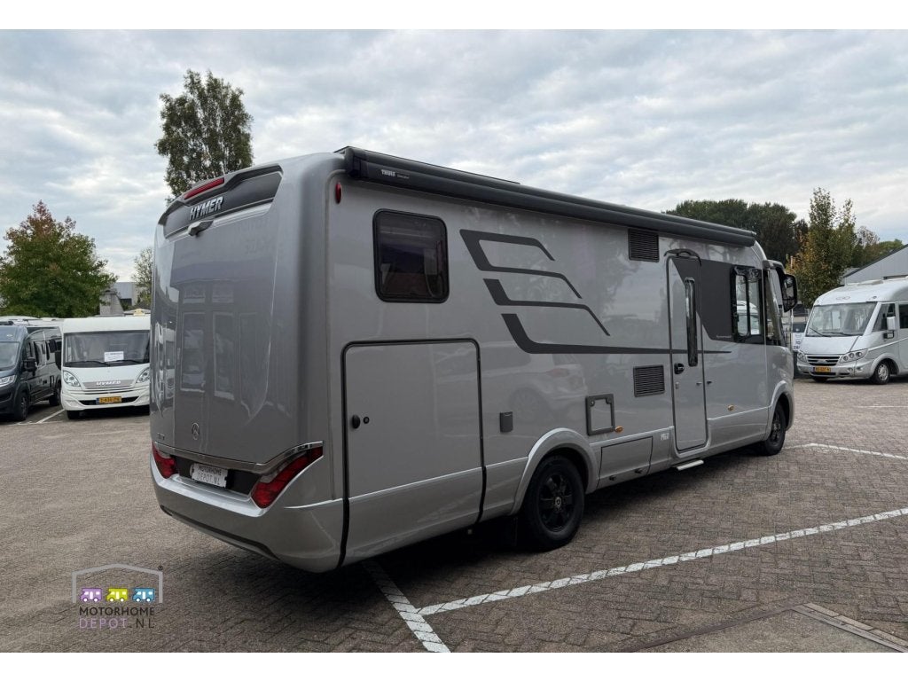 Hymer B ML I 780 NL+NAP | Bovenkasten | Level | Dakairco, Diesel, Verwarmde buitenspiegels, Mercedes, 7 tot 8 meter