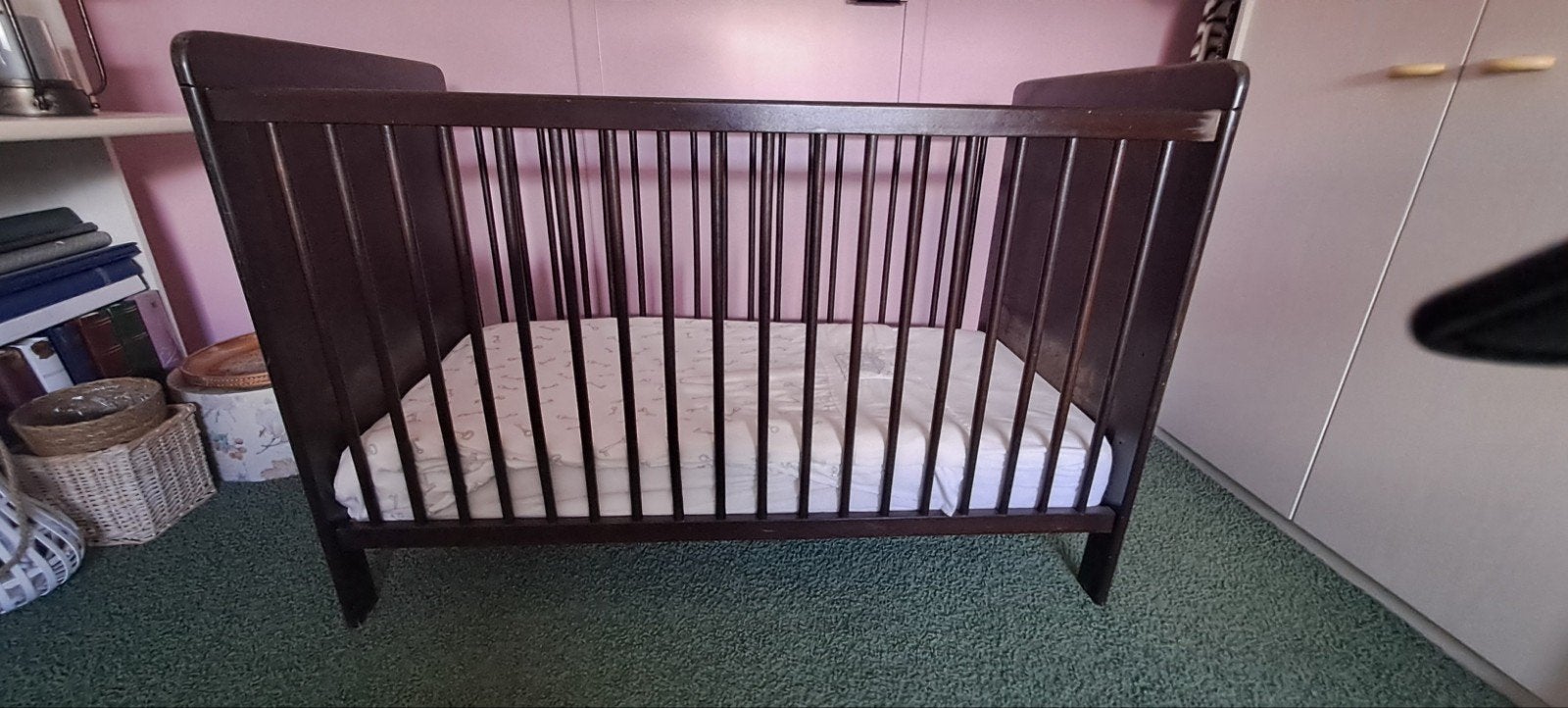 Donkerbruin kinderledikant 125x65x85 cm - GRATIS af te halen, Ophalen of Verzenden, Gebruikt, Minder dan 140 cm, Minder dan 70 cm