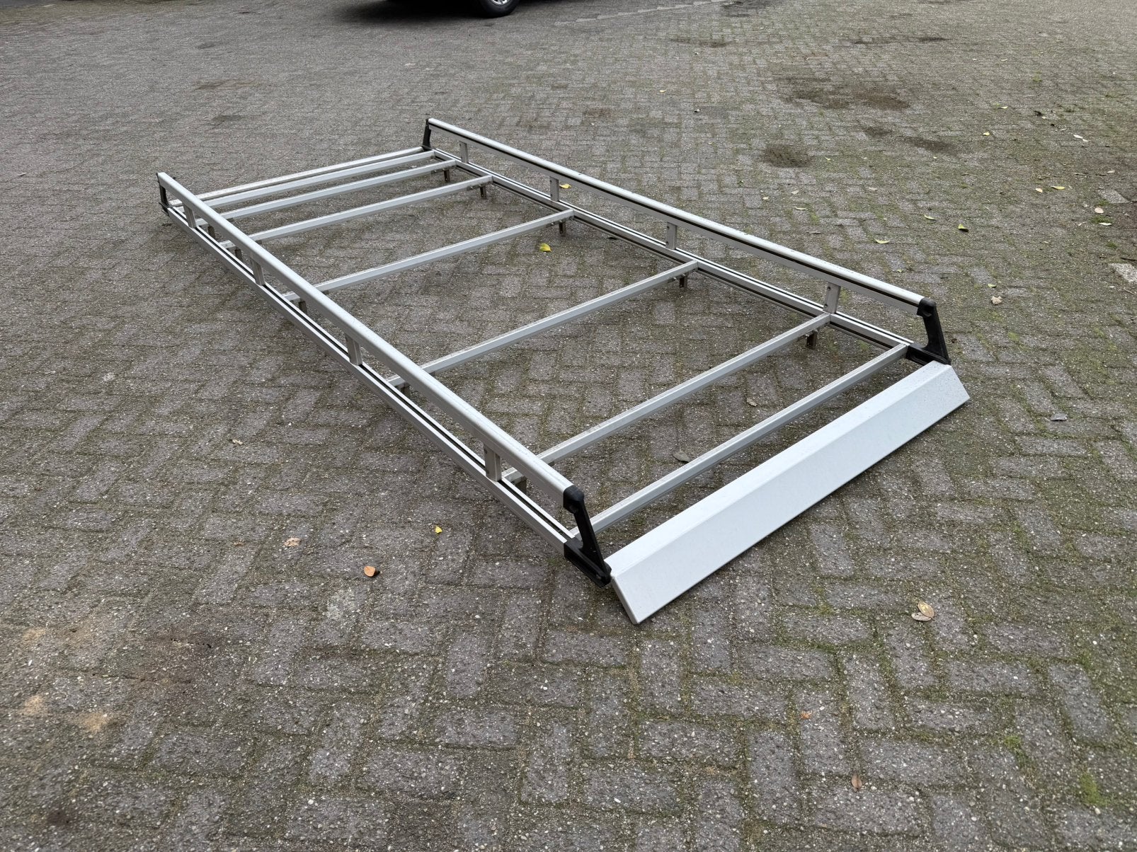 Imperiaal aluminium Volkswagen Transporter L2H1, Ophalen, Zo goed als nieuw