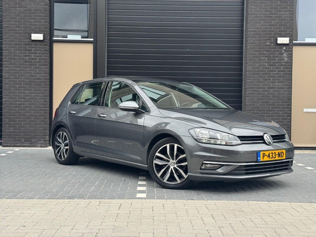 Volkswagen Golf 1.4 TSI 125pk 5D 2017 Grijs, Voorwielaandrijving, 4 cilinders, 1395 cc, 19 km/l