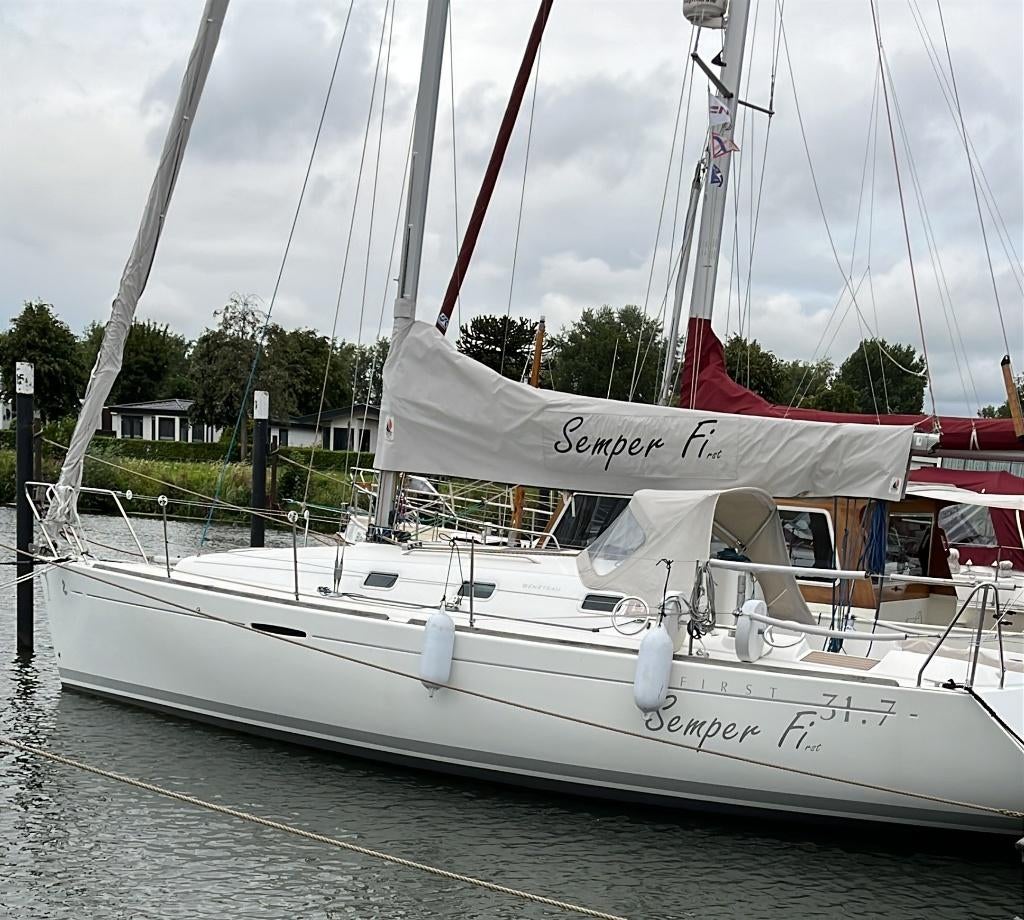 Beneteau First 31.7, Ophalen, Gebruikt, Diesel, 9 tot 12 meter