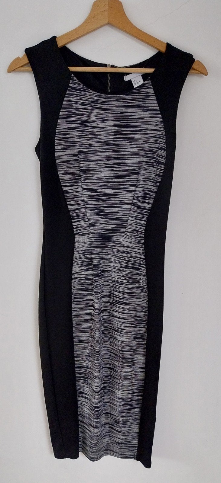 Jurk H&M, zwart met strepen, maat S, Ophalen of Verzenden, Zo goed als nieuw, Zwart