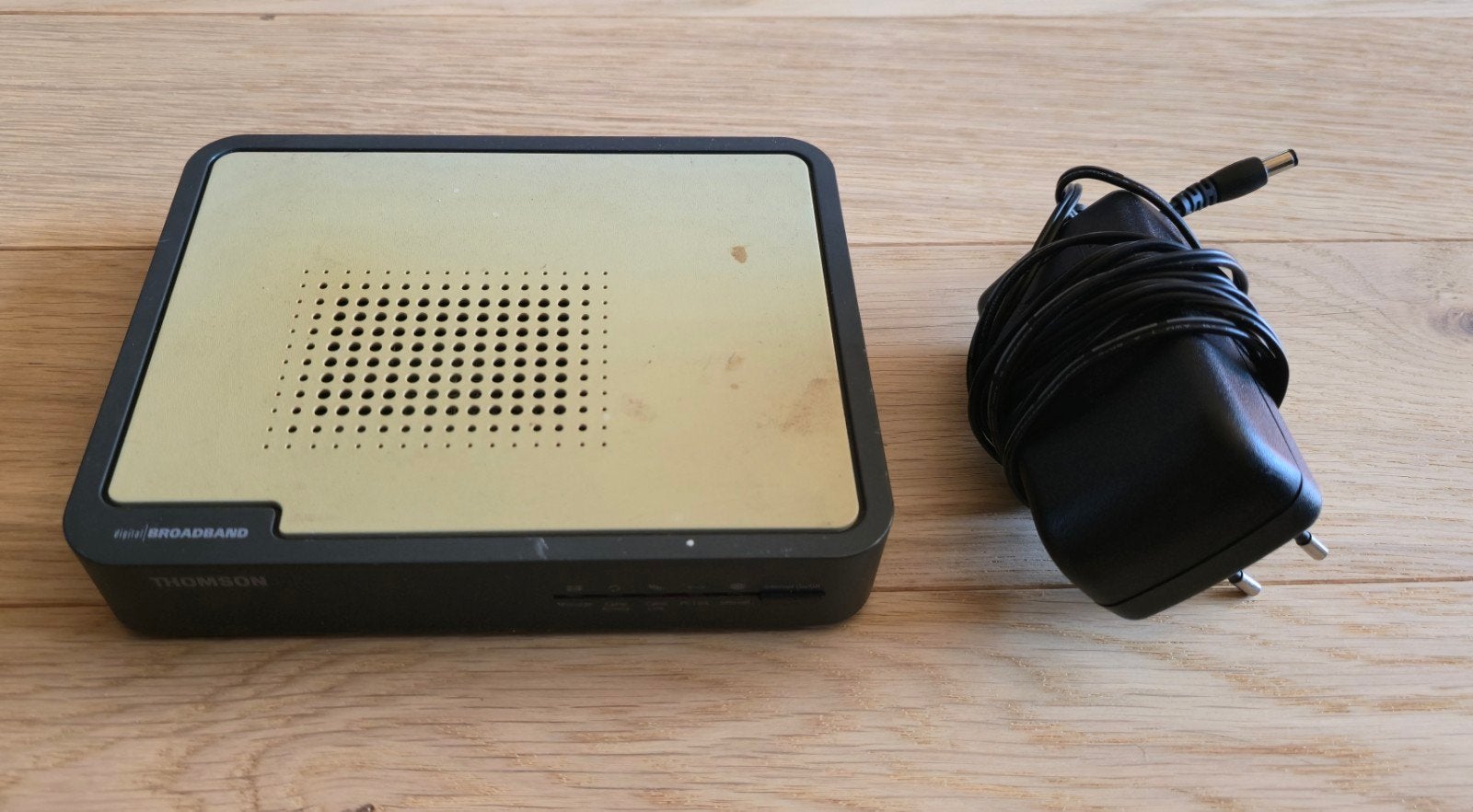 Thomson of RCA DCM425 kabelmodem, apparaat voor internetverb, Ophalen of Verzenden, Refurbished, Router met modem, Thomson of RCA DCM425 kabelmodem,