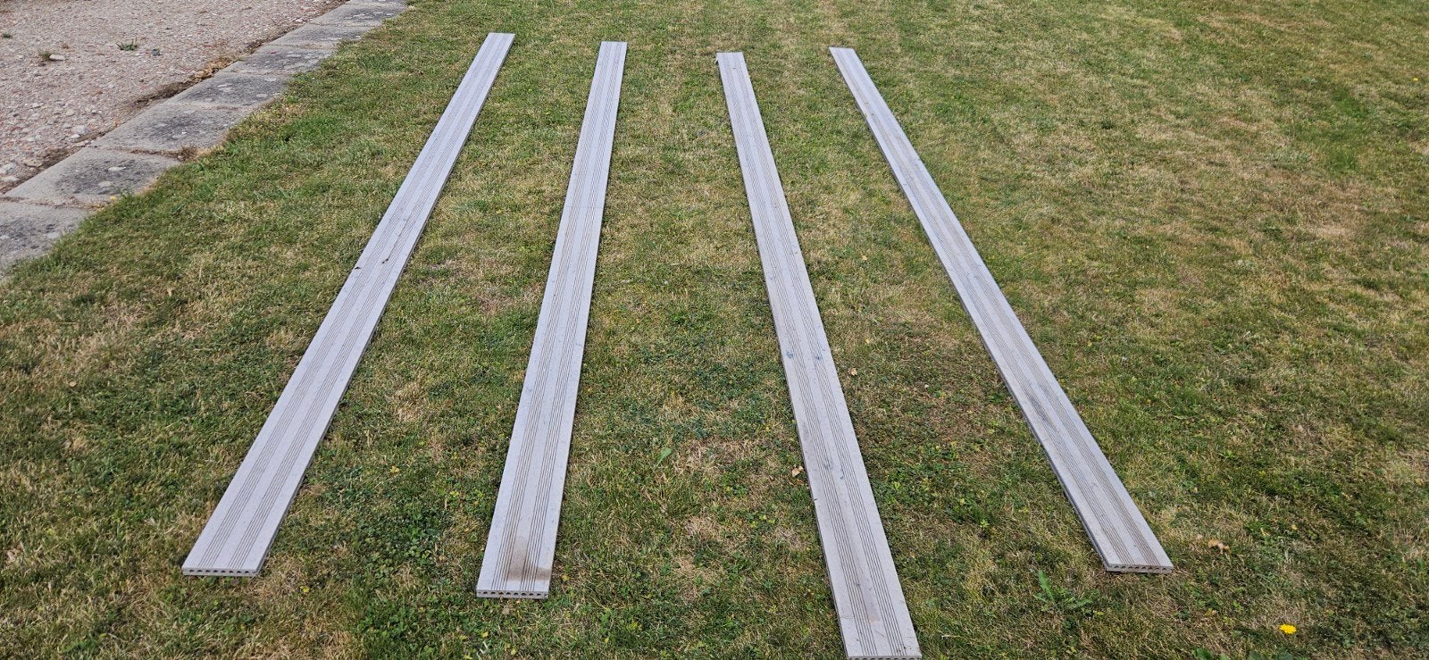 composietplanken 4m half massief grijs - 4 stuks rest partij, Tuin en Terras, Terrasdelen en Vlonders, Ophalen, Nieuw, Composiet