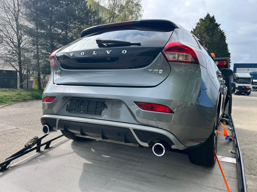Volvo V40 R-design T2 2.0 90KW | Belgische auto, Auto diversen, Schadeauto's, Ophalen, Handgeschakeld, Volvo, Zilver of Grijs