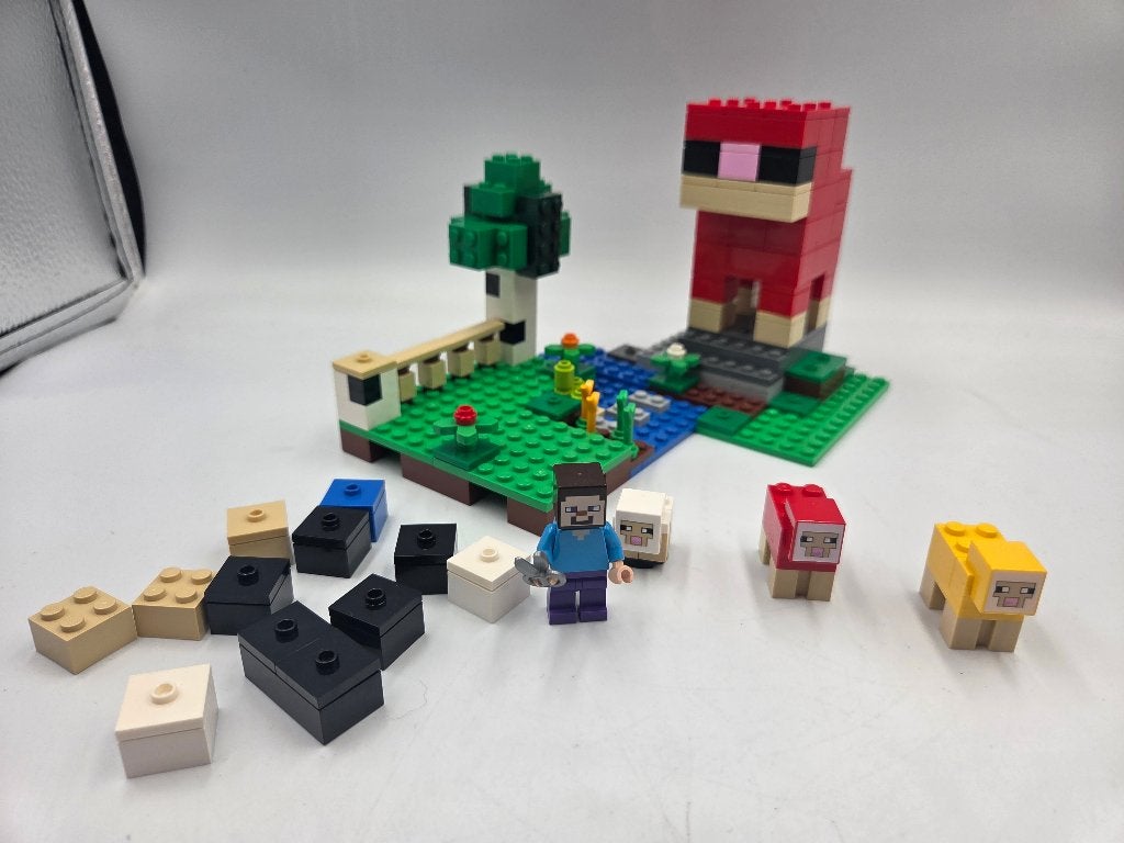 Lego Minecraft 21153 The Wool Farm, Minecraft, Lego, Ophalen of Verzenden, Zo goed als nieuw