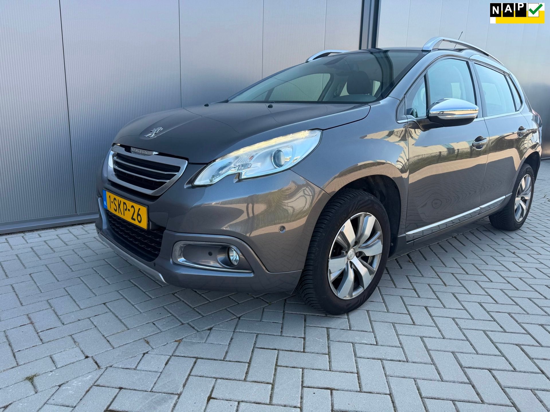 Peugeot 2008 1.6 VTi Allure, Auto's, Euro 5, 15 km/l, Gebruikt, Zwart