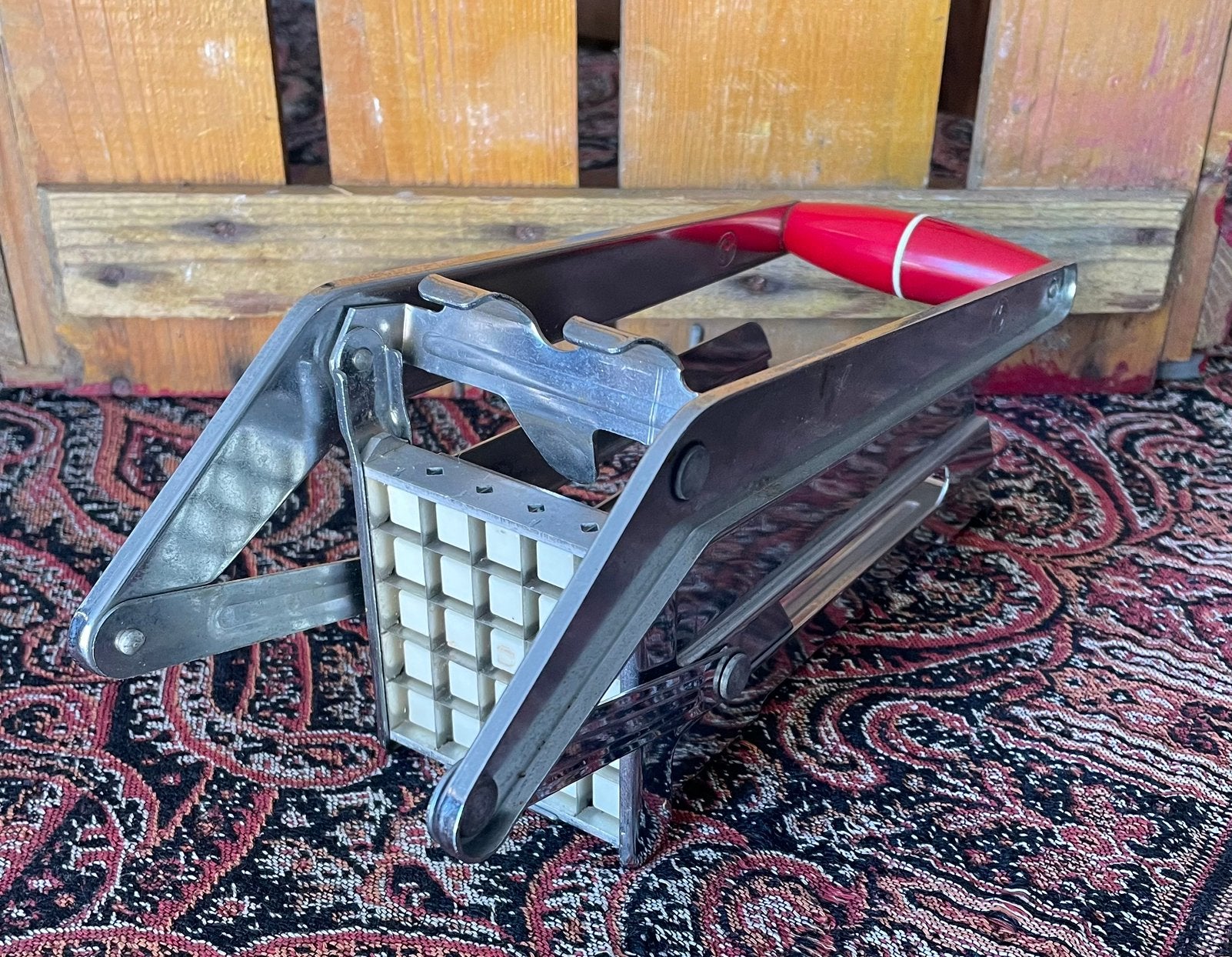 Een patatsnijder van Tomado, Antiek en Kunst, Ophalen of Verzenden