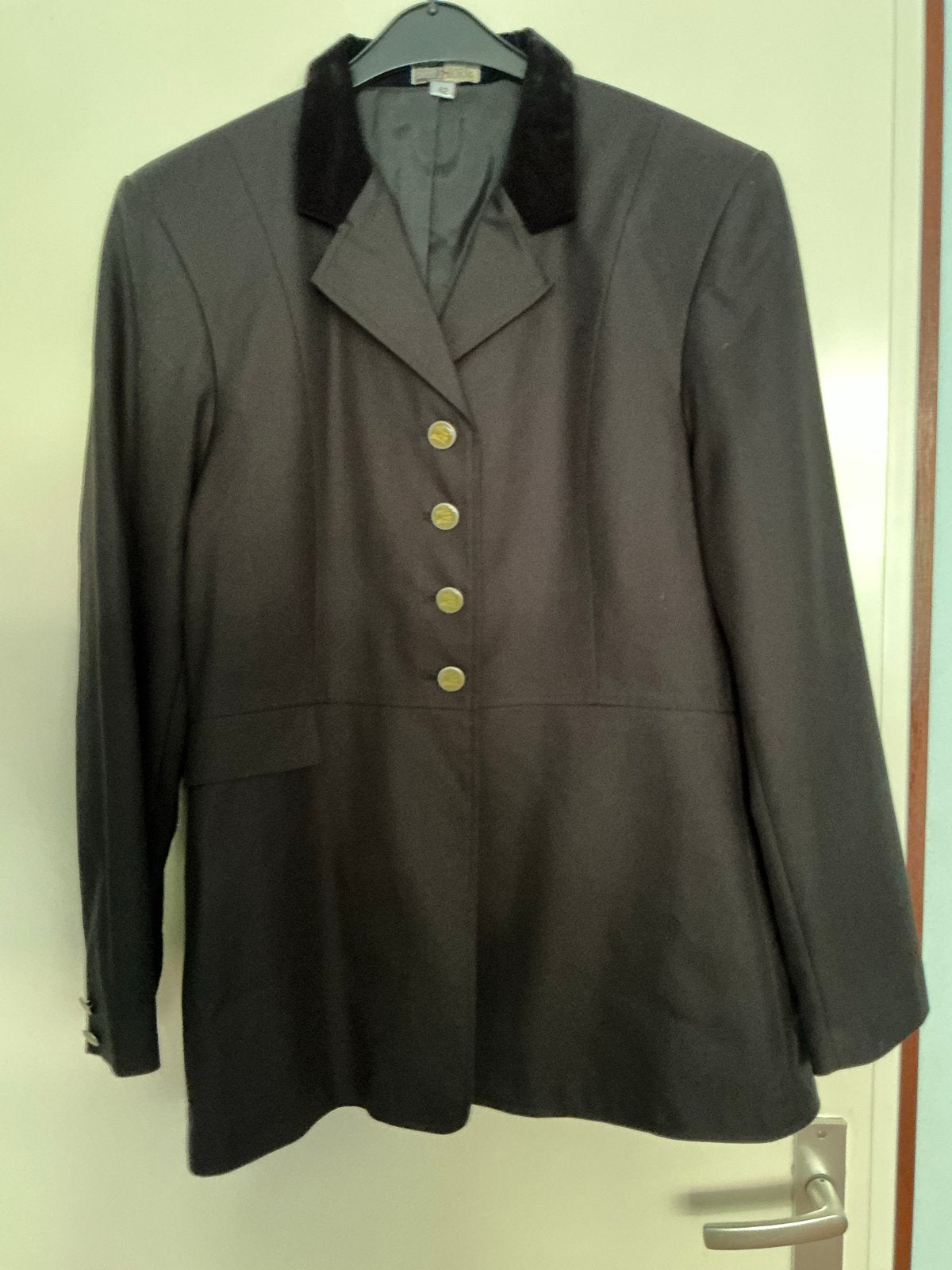 Dames paardrij jasje maat 42, wedstrijdjasje, Dieren en Toebehoren, Paardrijkleding, Dressuur, Ophalen of Verzenden, Zo goed als nieuw