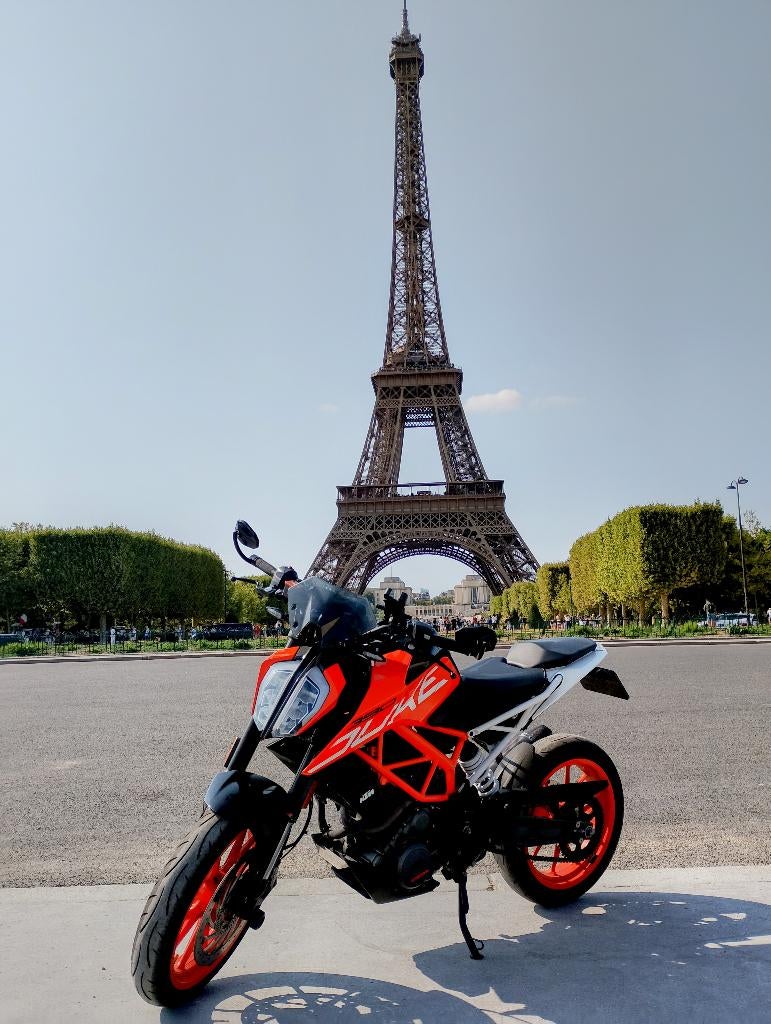 NETTE KTM DUKE 390 SUPERMOTO 2018 A2, Motoren, Motoren | KTM, Particulier, 373 cc, Minimaal motorrijbewijs A2, Handgeschakeld