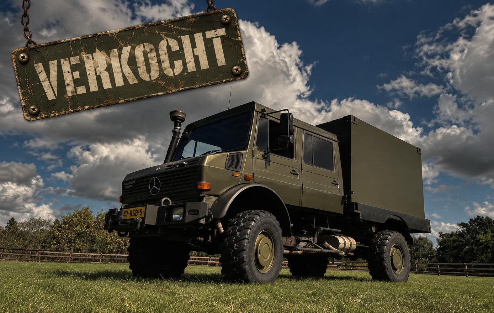 Unimog U1550 L Doka 19000 km met afzetbare zeppelin shelter, Auto's, Mercedes-Benz, Particulier, Dealer onderhouden, Handgeschakeld
