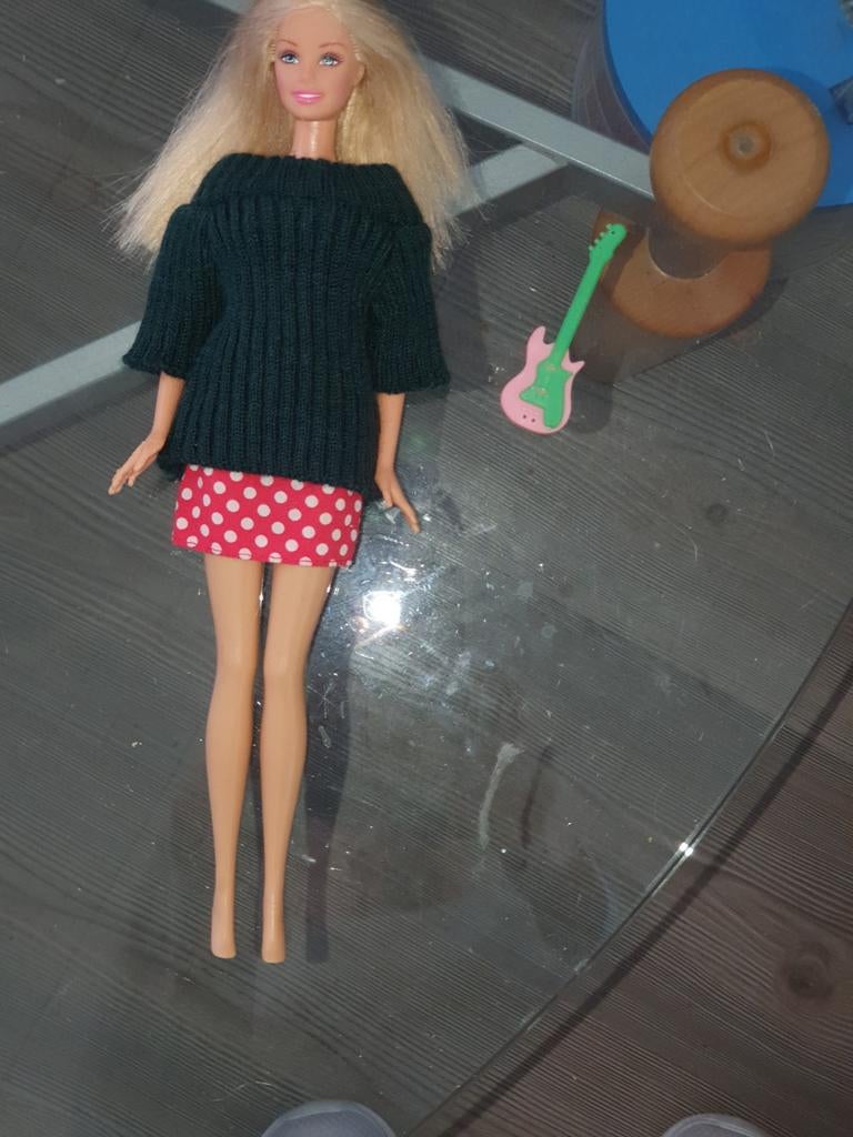 Mattel barbie hand is beschadigd, Ophalen of Verzenden, Pop