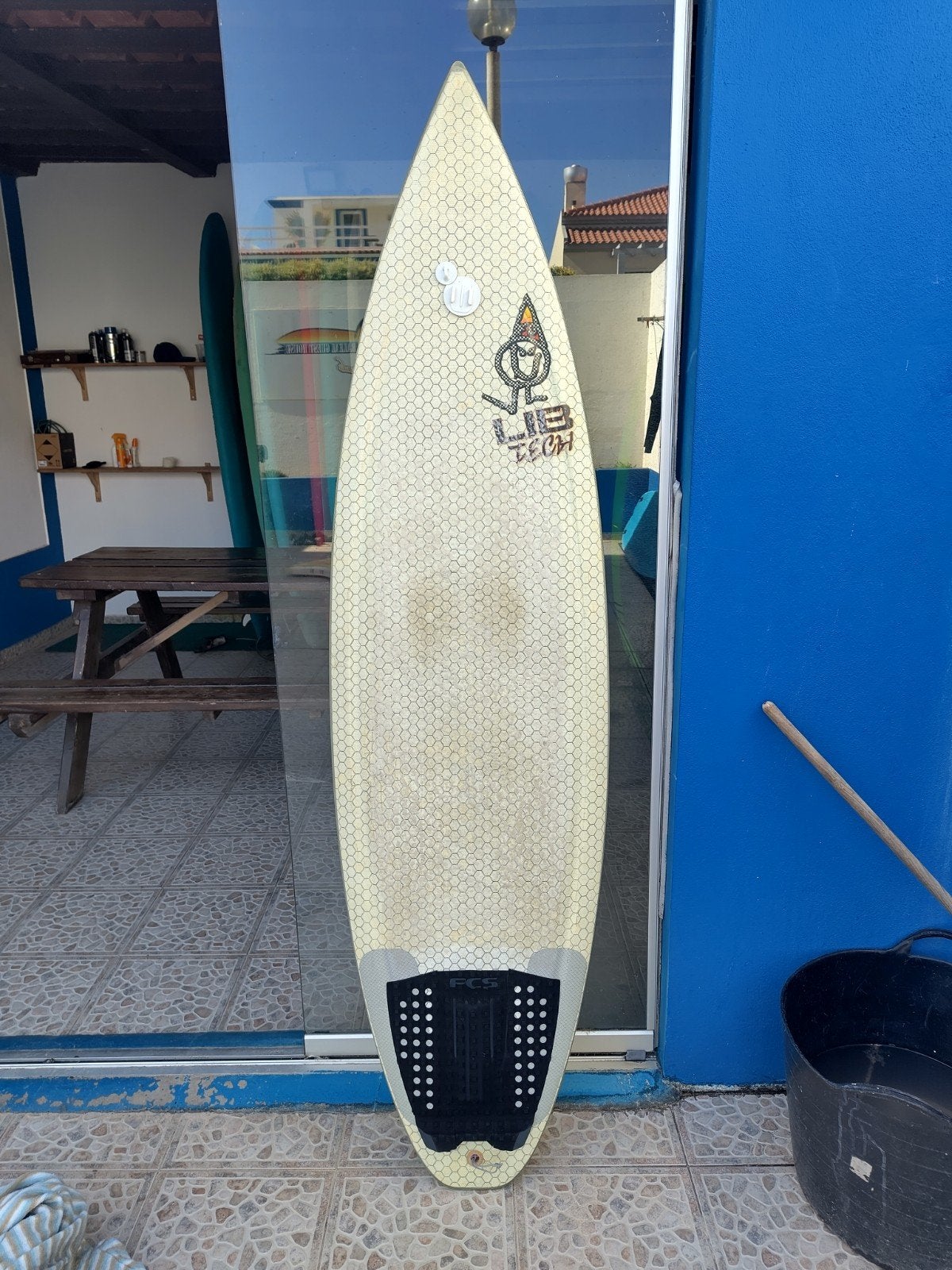 Lib Tech Vert Series Shortboard 6'0" met FCS grip, Watersport en Boten, Ophalen, Zo goed als nieuw, Shortboard, Met vinnen