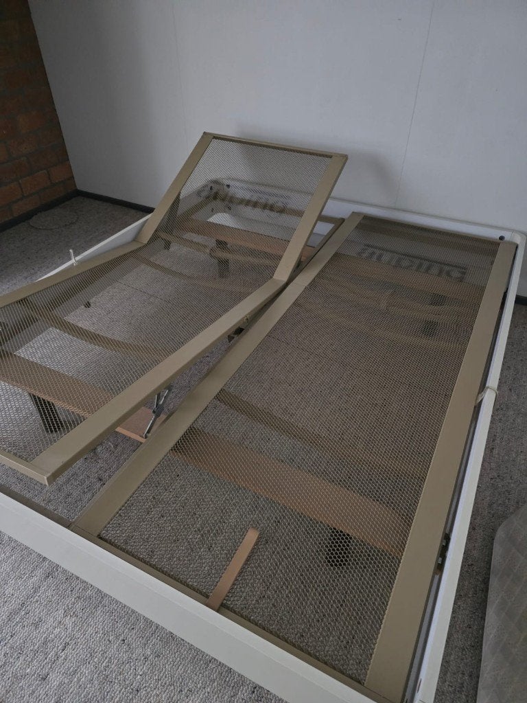Tweepersoons Auping bed – verstelbare bedbodems, Ophalen, Wit, Tweepersoons, 180 cm