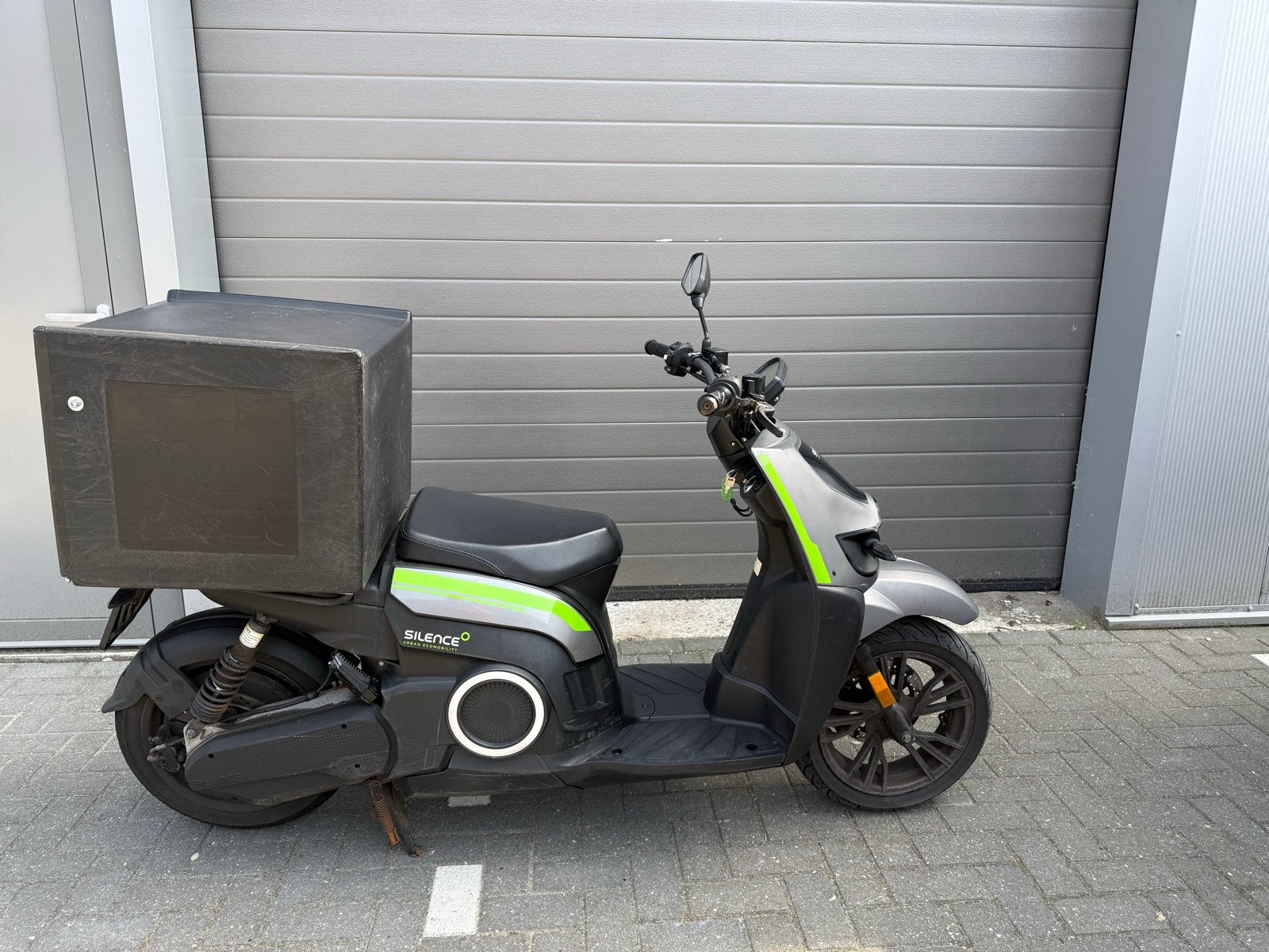 Silence S02 Elektrische Bezorgscooter - incl accu en btw, Ophalen, Gebruikt, Elektrisch