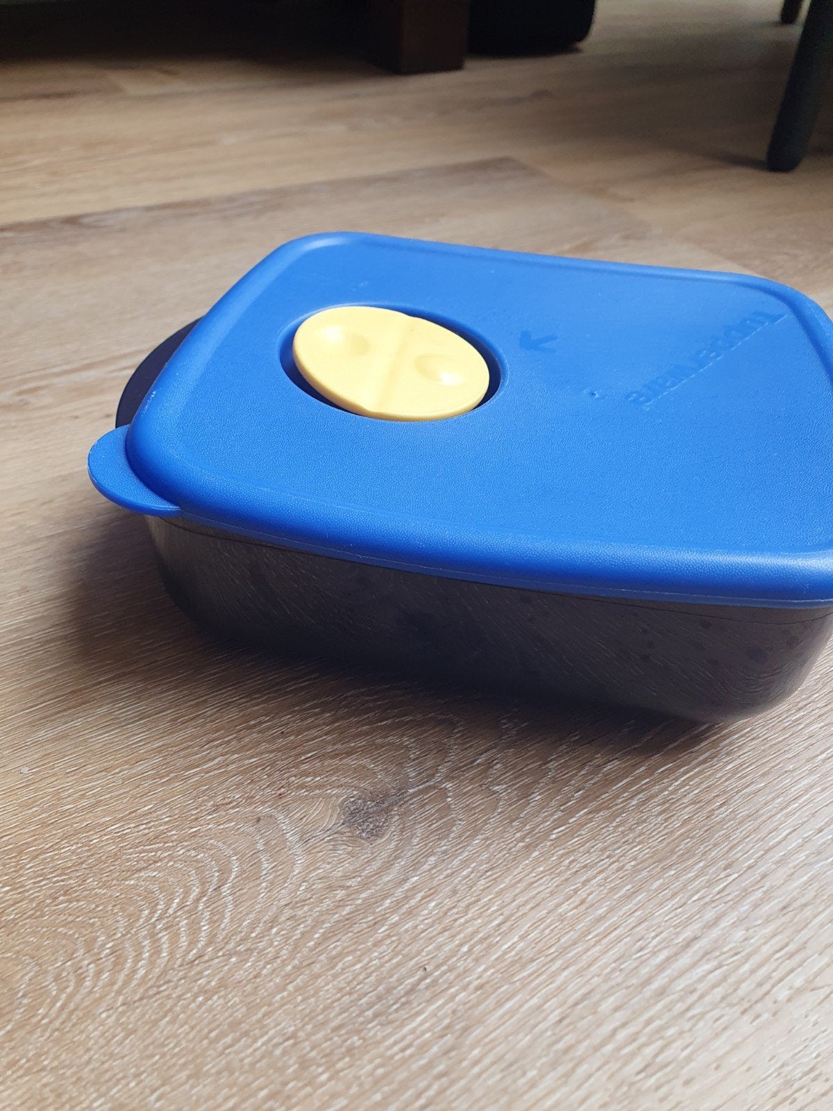 Tupperware Magnetron bewaardoos Blauw, Huis en Inrichting, Keuken | Tupperware, Gebruikt, Bewaardoos, Blauw, Magnetronbestendig