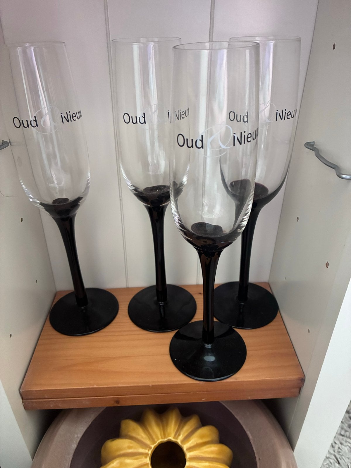 Oud & Nieuw Champagne Glazen - Set van 4, Ophalen of Verzenden, Zo goed als nieuw, Meerkleurig, Glas