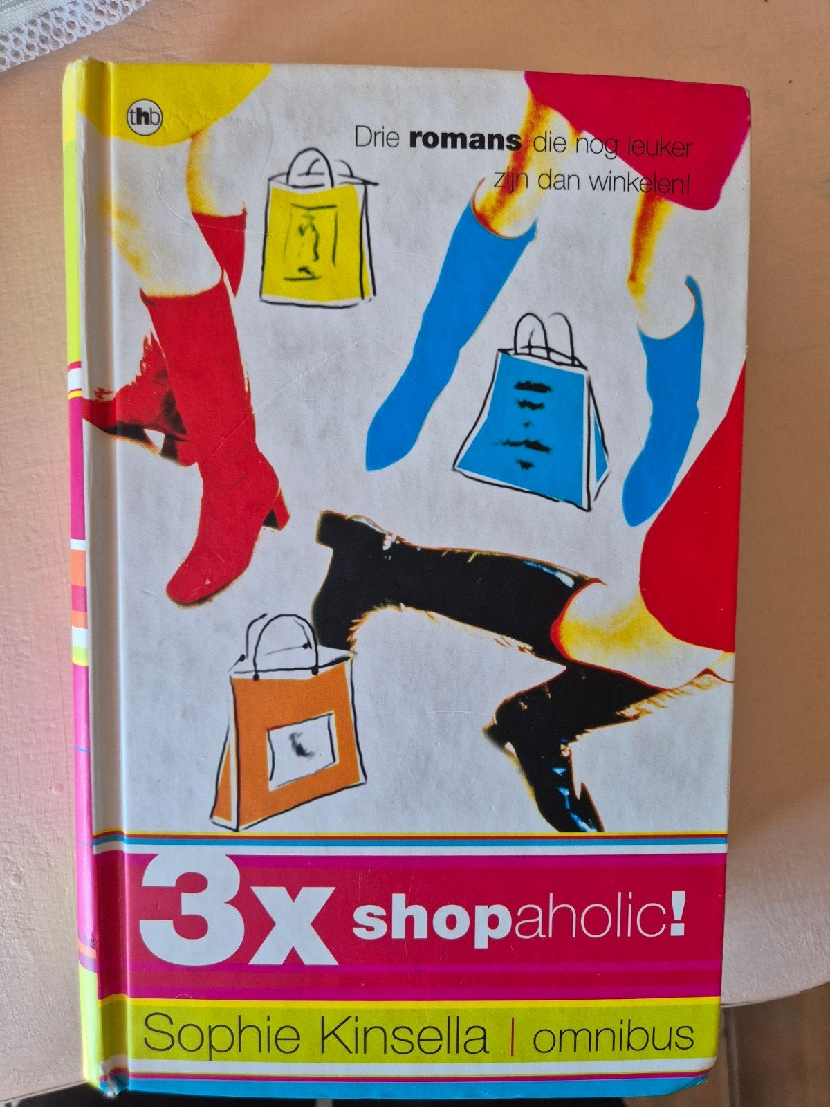 3x Shopaholic! Omnibus - Sophie Kinsella, Boeken, Ophalen of Verzenden, Gelezen, Sophie Kinsella, Nederland