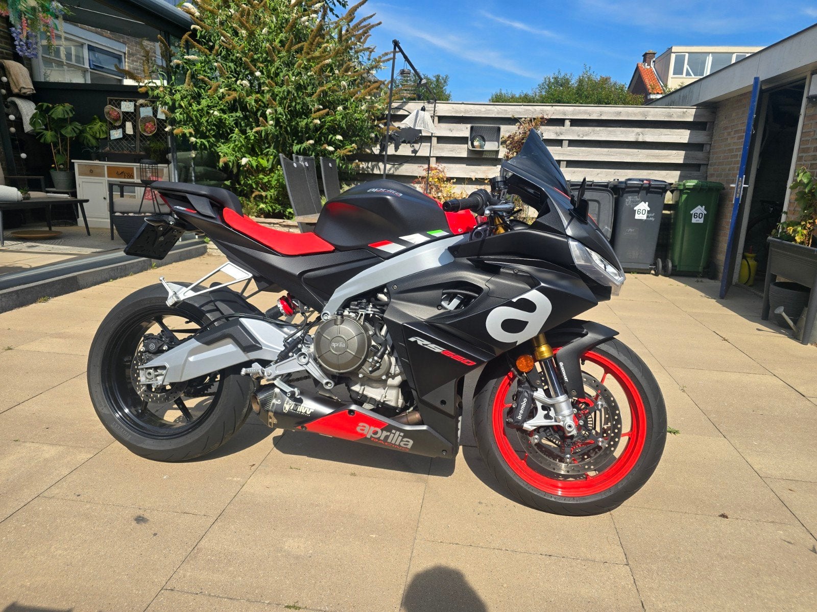 Aprilia RS 660 35kW/A2 – 2021 – MIVV – 12.500 km, 2 cilinders, Gebruikt, Minimaal motorrijbewijs A2, 659 cc