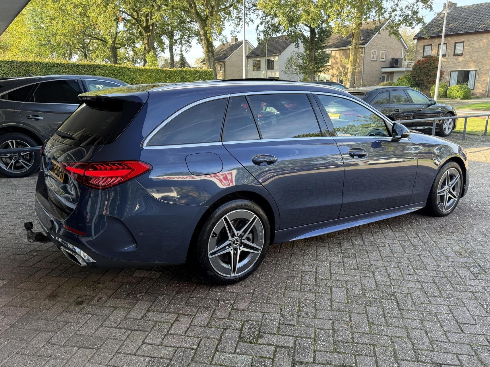 Mercedes C-klasse Estate 300 e AMG Line Pano, Leer, Camera,, Auto's, Automaat, Achterwielaandrijving, Euro 6, 4 cilinders