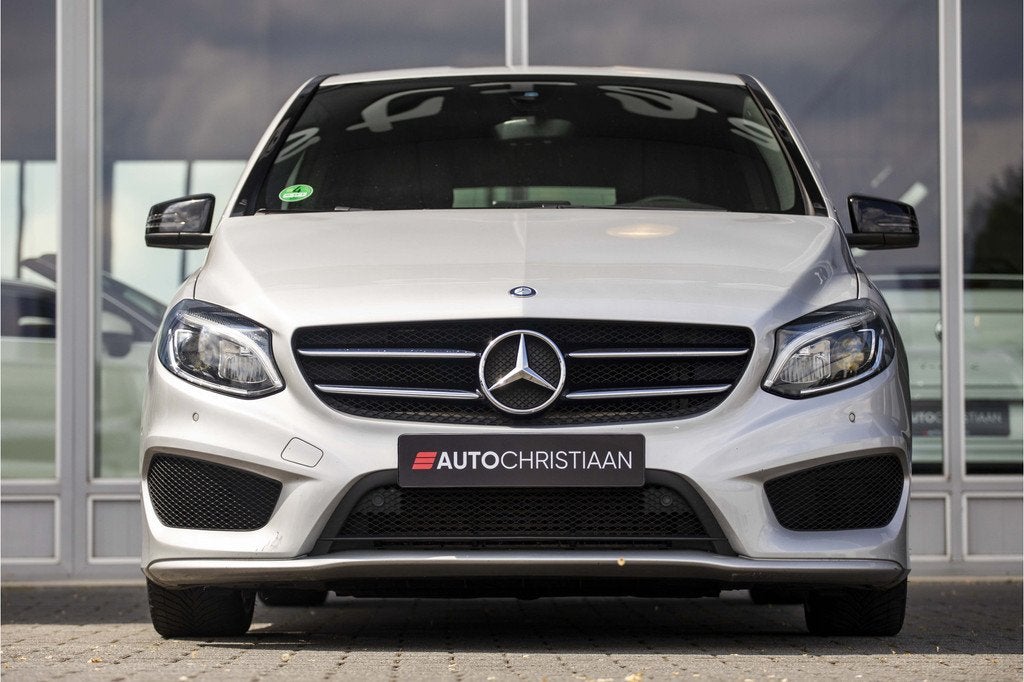 Mercedes-Benz B-Klasse 180 AMG Night Edition Plus | Automaat, Auto's, Mercedes-Benz, 12 maanden, 1325 kg, Gebruikt, 4 cilinders