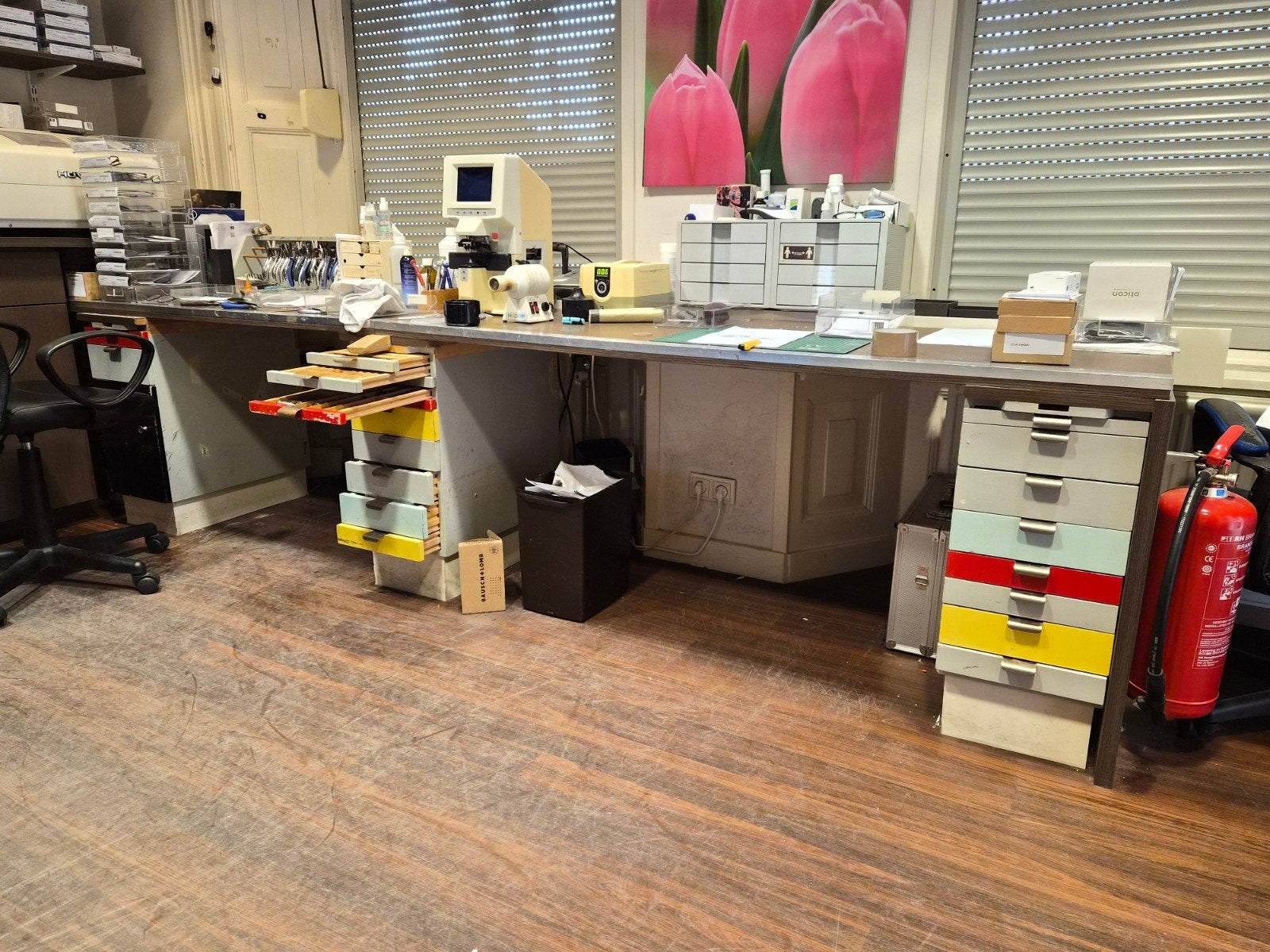 Vintage werkbank uit jaren 60. Uit optiek winkel., Ophalen, Gebruikt, Overige typen