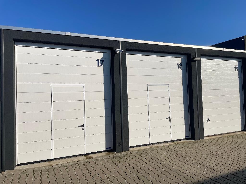 Opslagruimte / garagebox te huur Hengelo (ca. 27 m2)