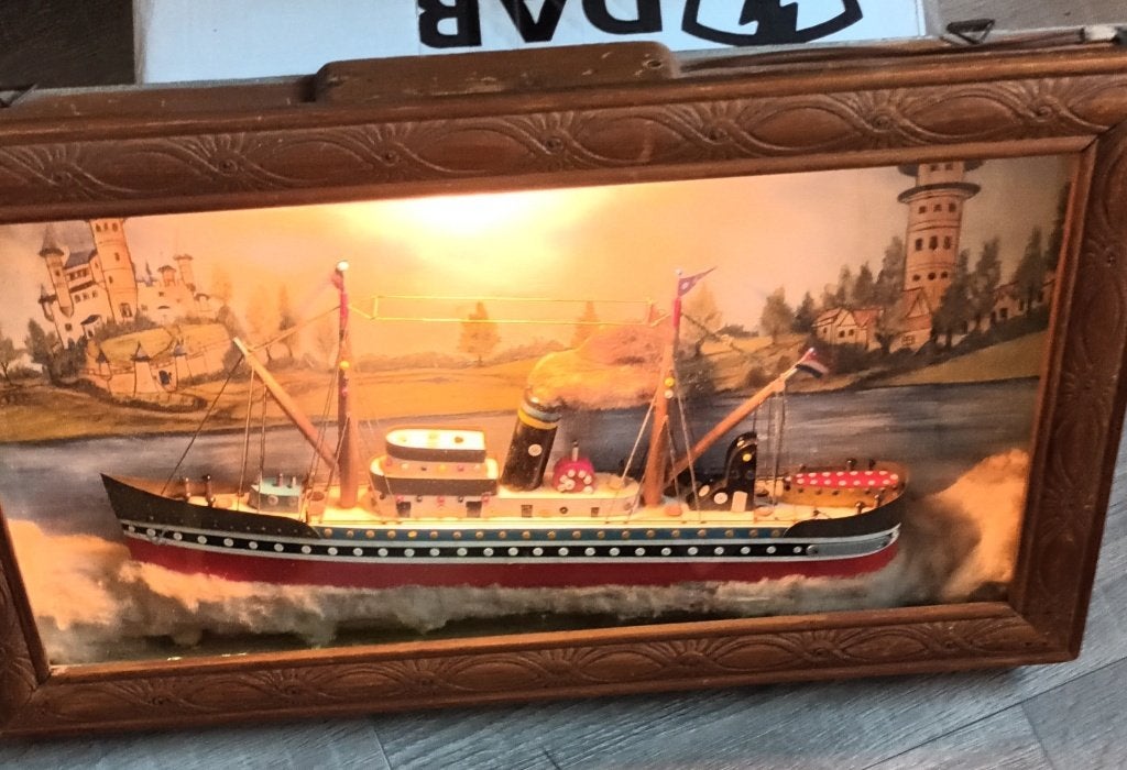 ANTIEK diorama stoomboot stoomschip, Titanic, stoommachine, Maritiem / water, Oud hollands, Ophalen, Achter glas